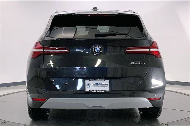 New 2026 BMW X3 xDrive30 w/ Premium Package image 3