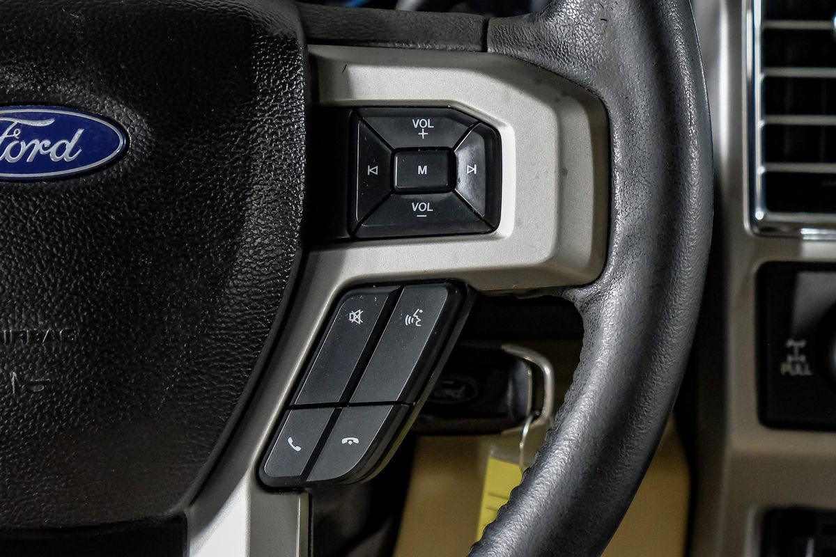 Used 2017 Ford F250 Lariat w/ Chrome Package image 18