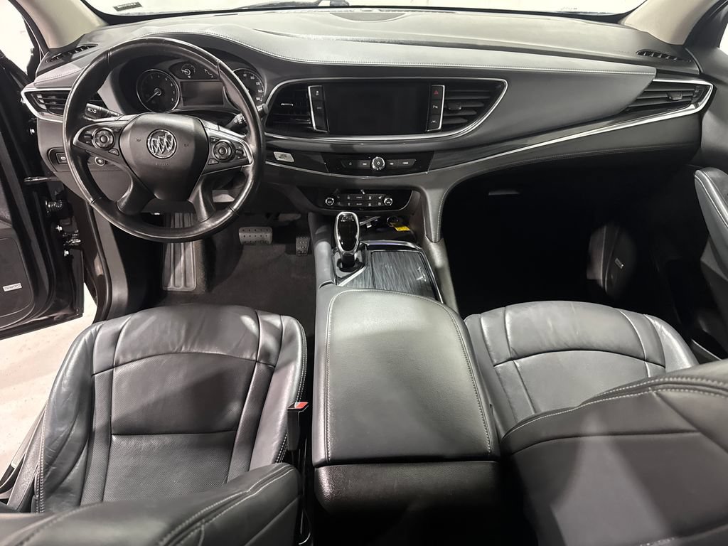 Used 2018 Buick Enclave Premium AWD/4WD image 30