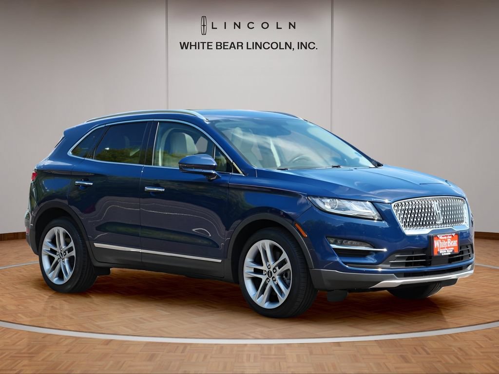 Used 2019 Lincoln MKC Reserve w/ MKC Climate Package AWD/4WD image 3