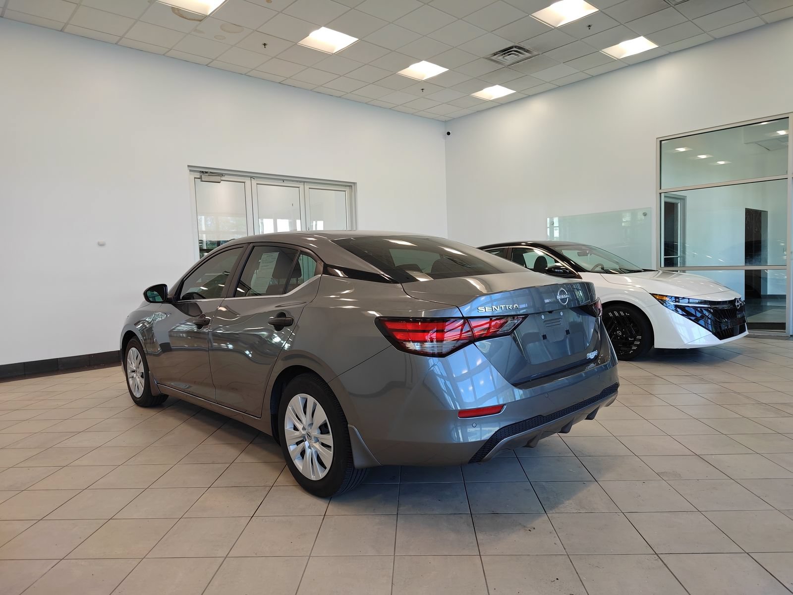Used 2024 Nissan Sentra S FWD image 5