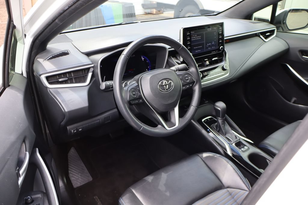 Used 2021 Toyota Corolla XSE FWD image 11