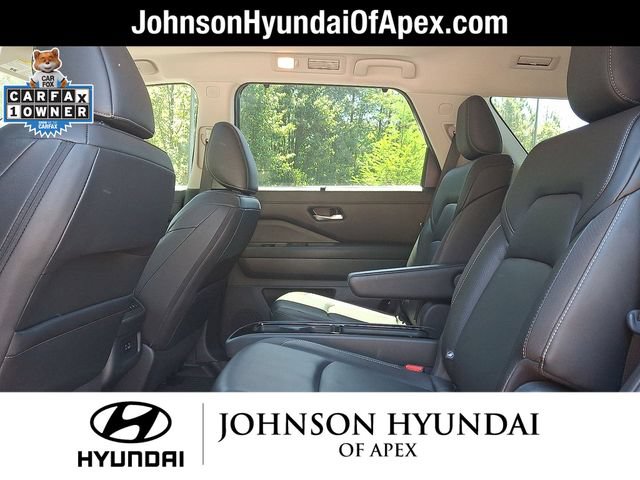 Used 2023 Nissan Pathfinder SL w/ SL Premium Package AWD/4WD image 23