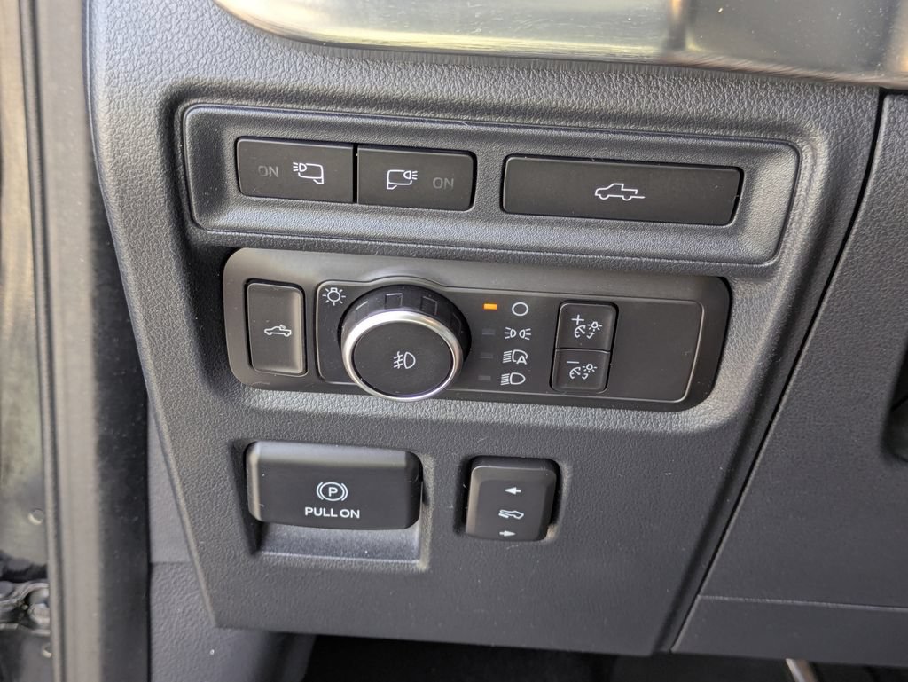 Used 2021 Ford F150 Lariat AWD/4WD image 26