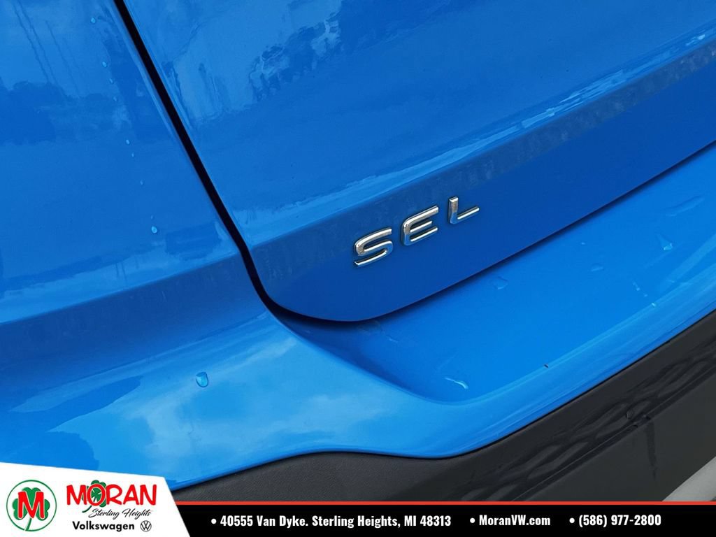 Certified 2023 Volkswagen Taos SEL AWD/4WD image 9