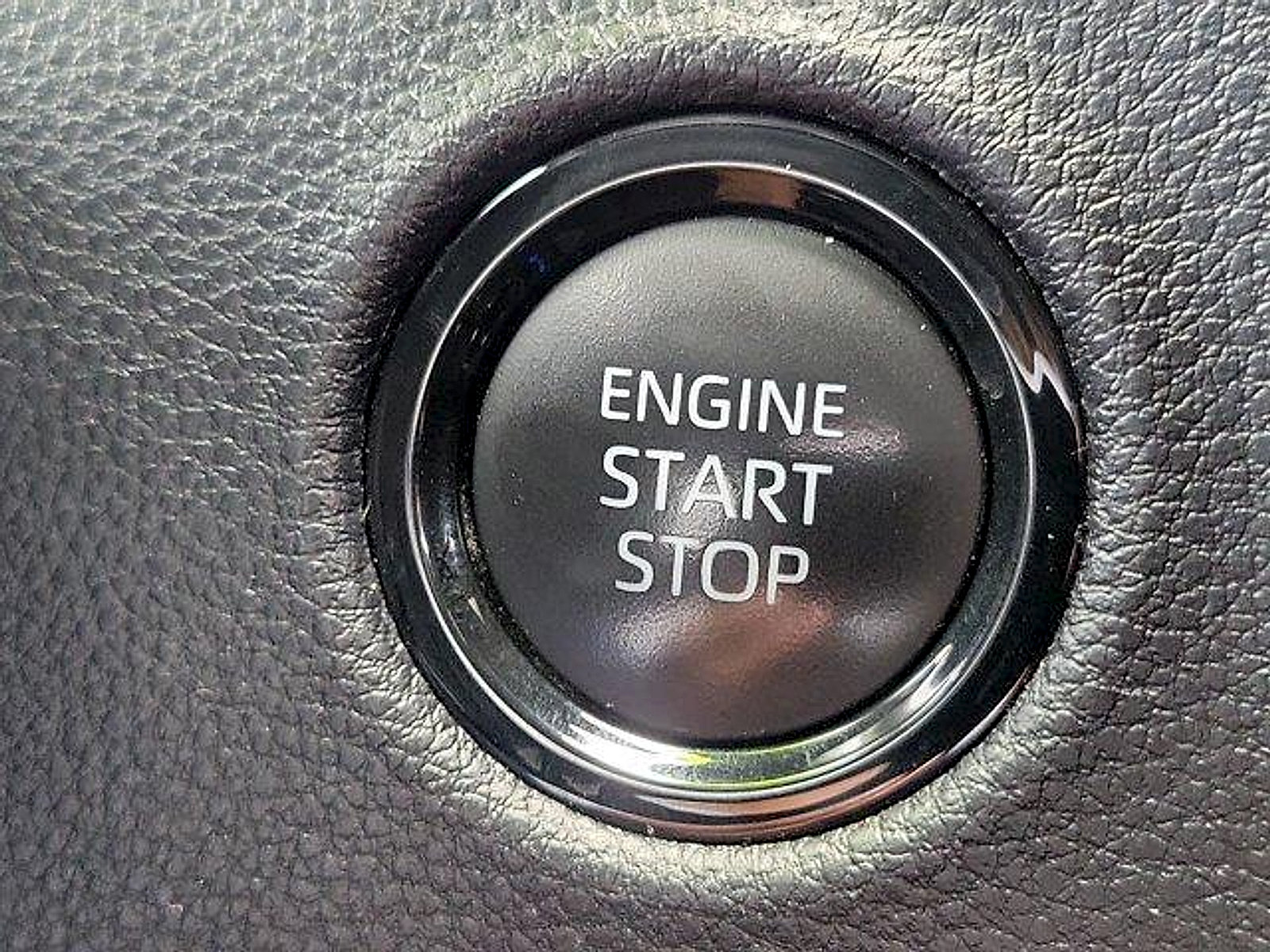 Used 2025 Toyota Tundra SR AWD/4WD image 29