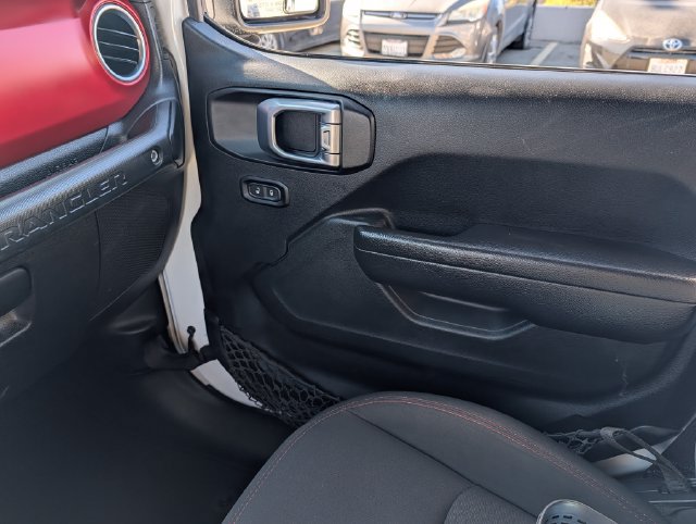 Used 2023 Jeep Wrangler Unlimited Rubicon AWD/4WD image 23