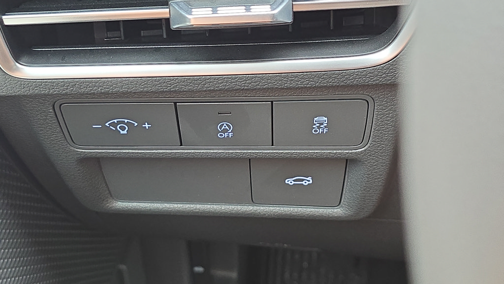 Used 2026 Hyundai Sonata SE FWD image 24