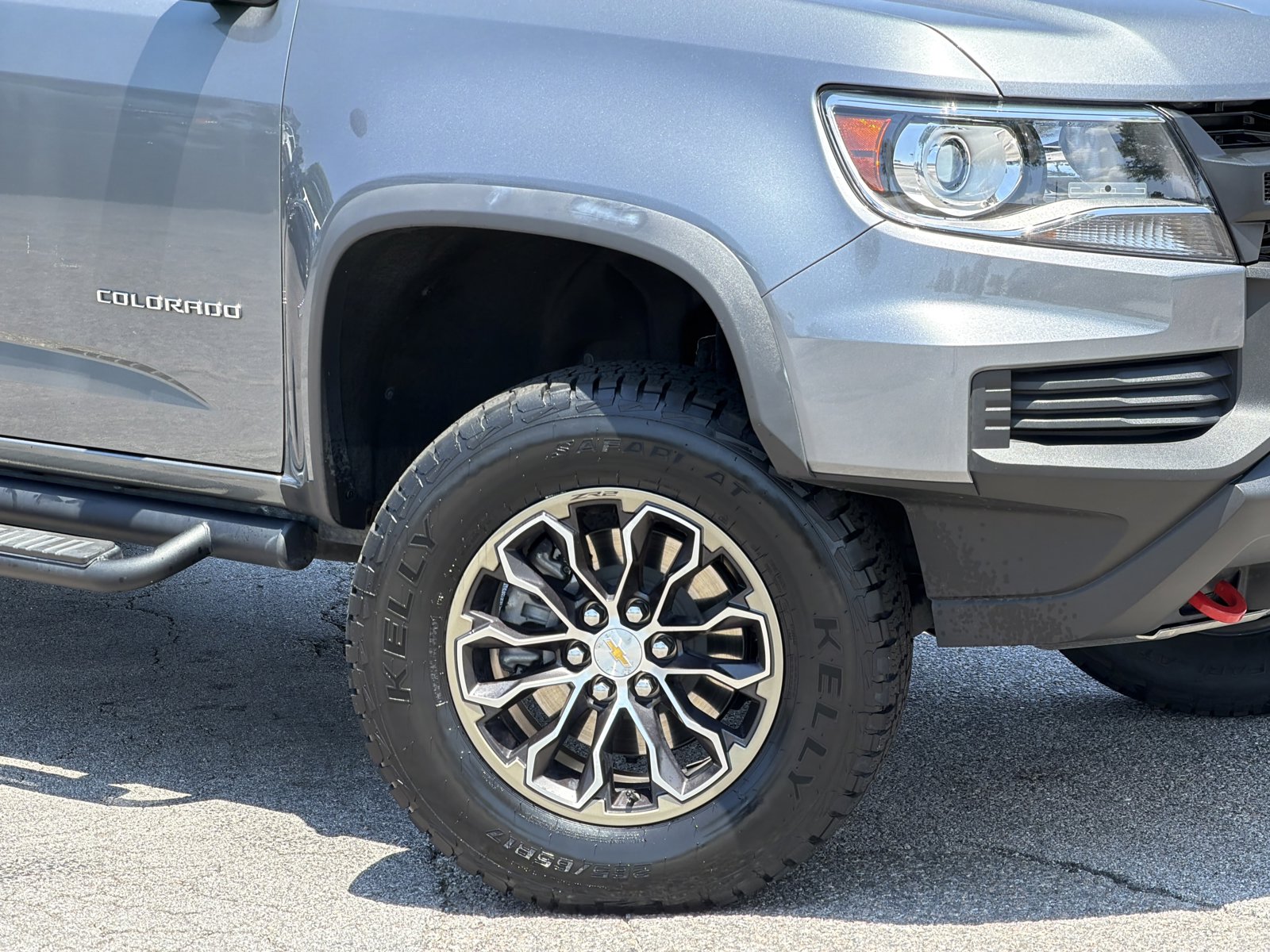 Used 2021 Chevrolet Colorado ZR2 AWD/4WD image 3