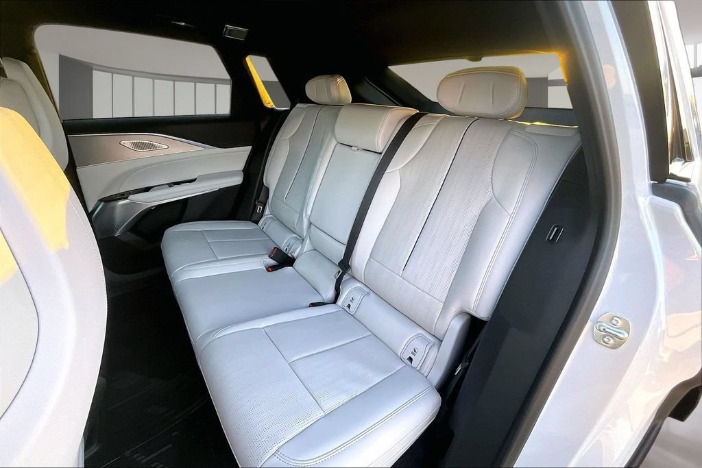 New 2027 Cadillac Lyriq Premium Sport w/ LPO, Floor Liner Package AWD/4WD image 10