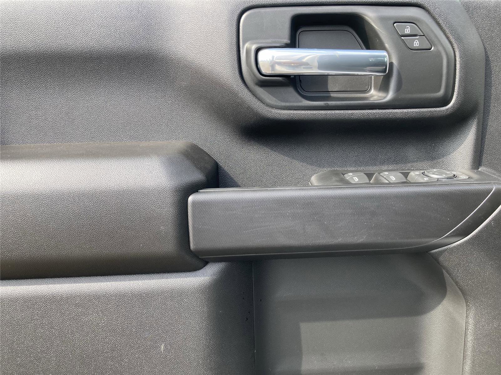 New 2026 Chevrolet Silverado 2500 Custom w/ Custom Value Package image 23