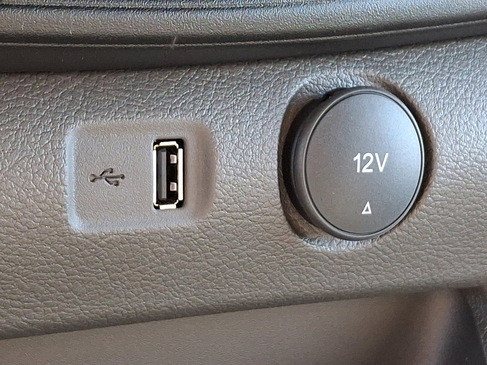 New 2024 Ford Transit 350 w/ Interior Upgrade Package image 14