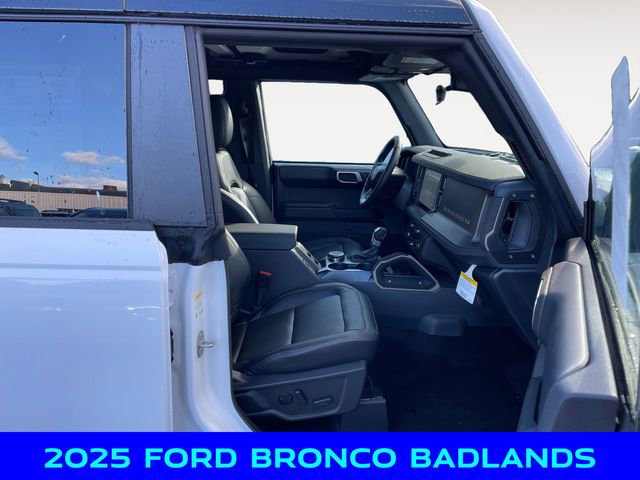 New 2025 Ford Bronco Badlands image 15