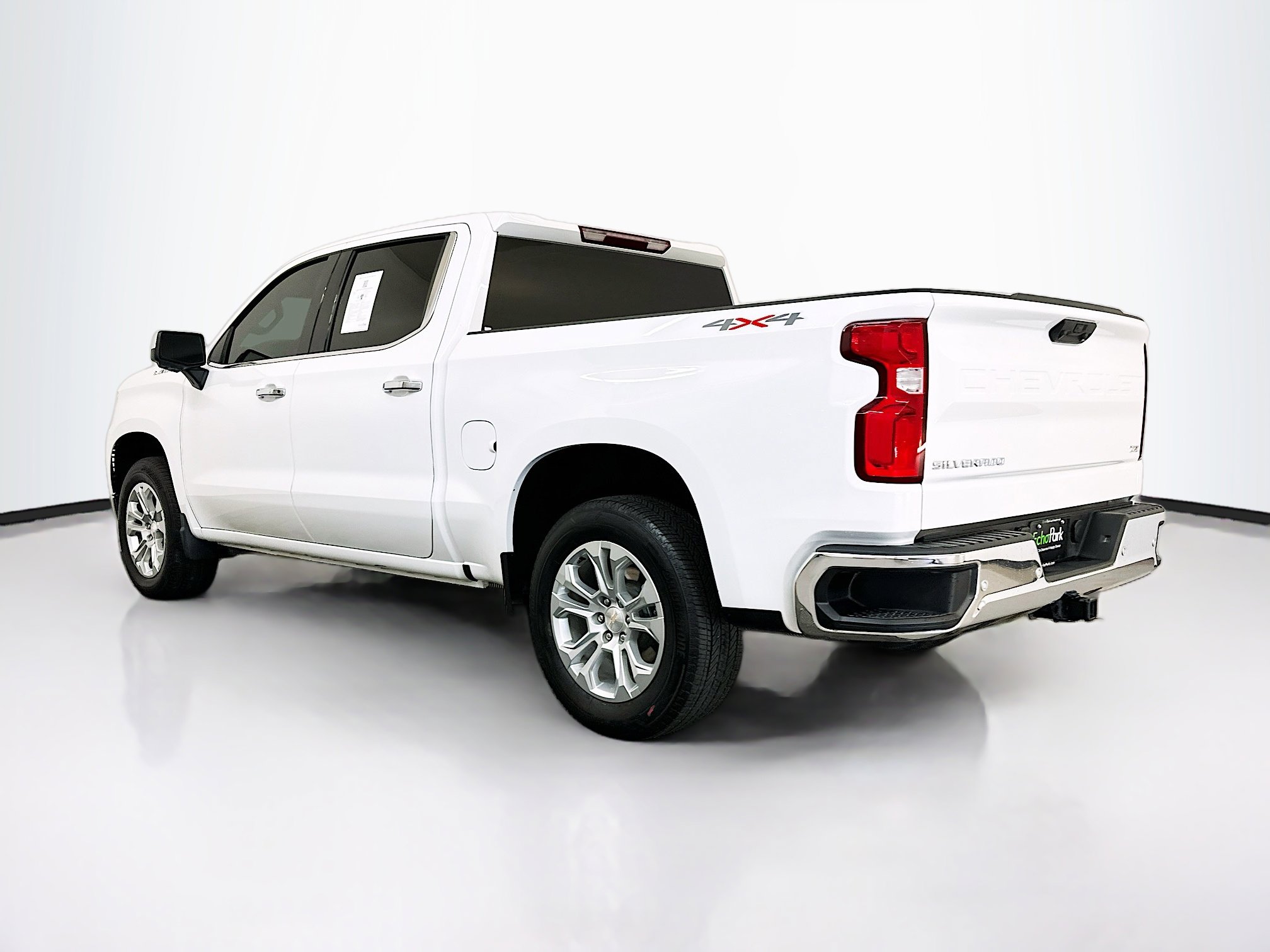 Used 2025 Chevrolet Silverado 1500 LTZ image 5