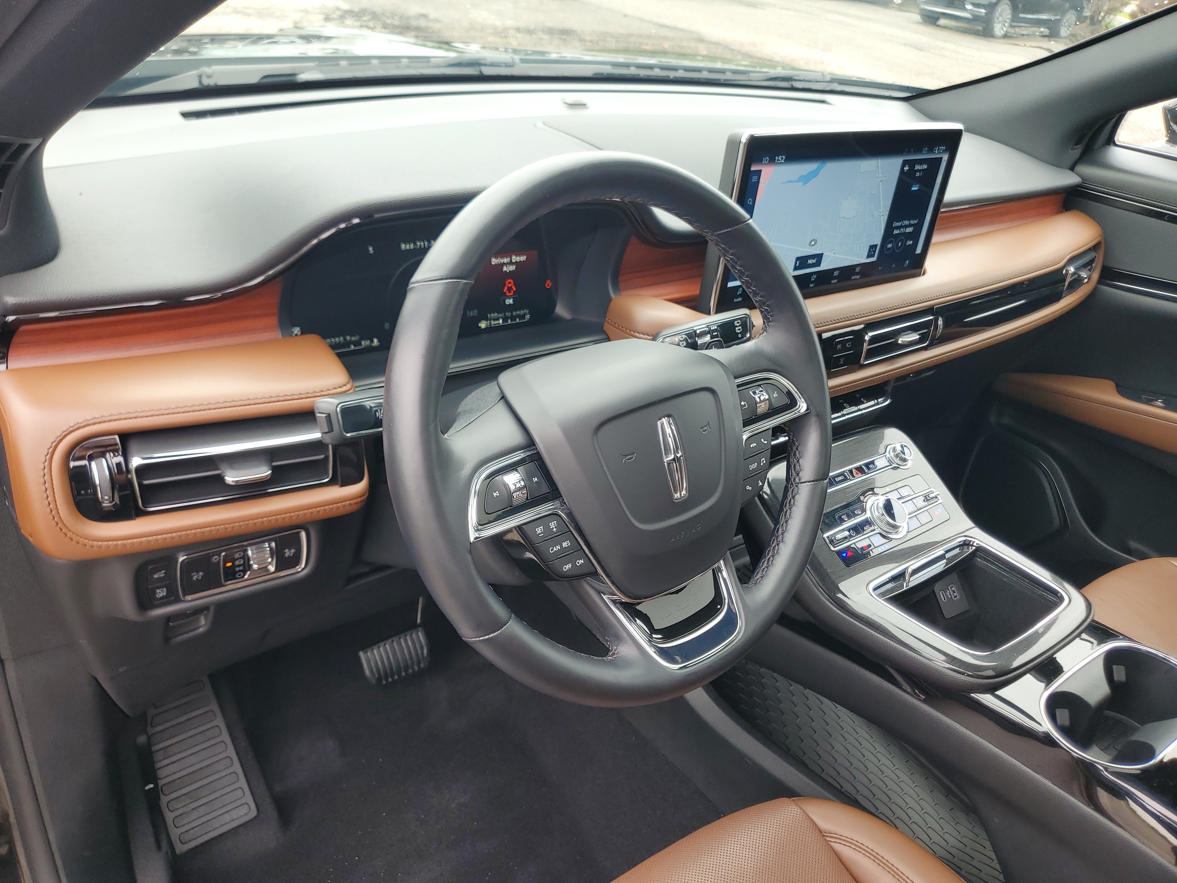 Used 2023 Lincoln Nautilus Reserve AWD/4WD image 13
