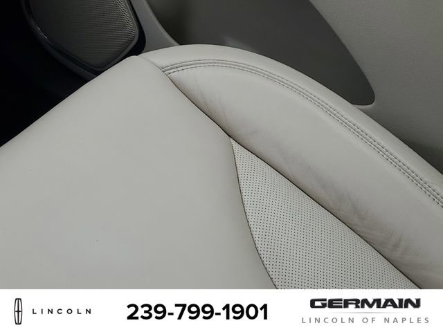 Used 2016 Lincoln MKX Select w/ Select Plus Package image 29