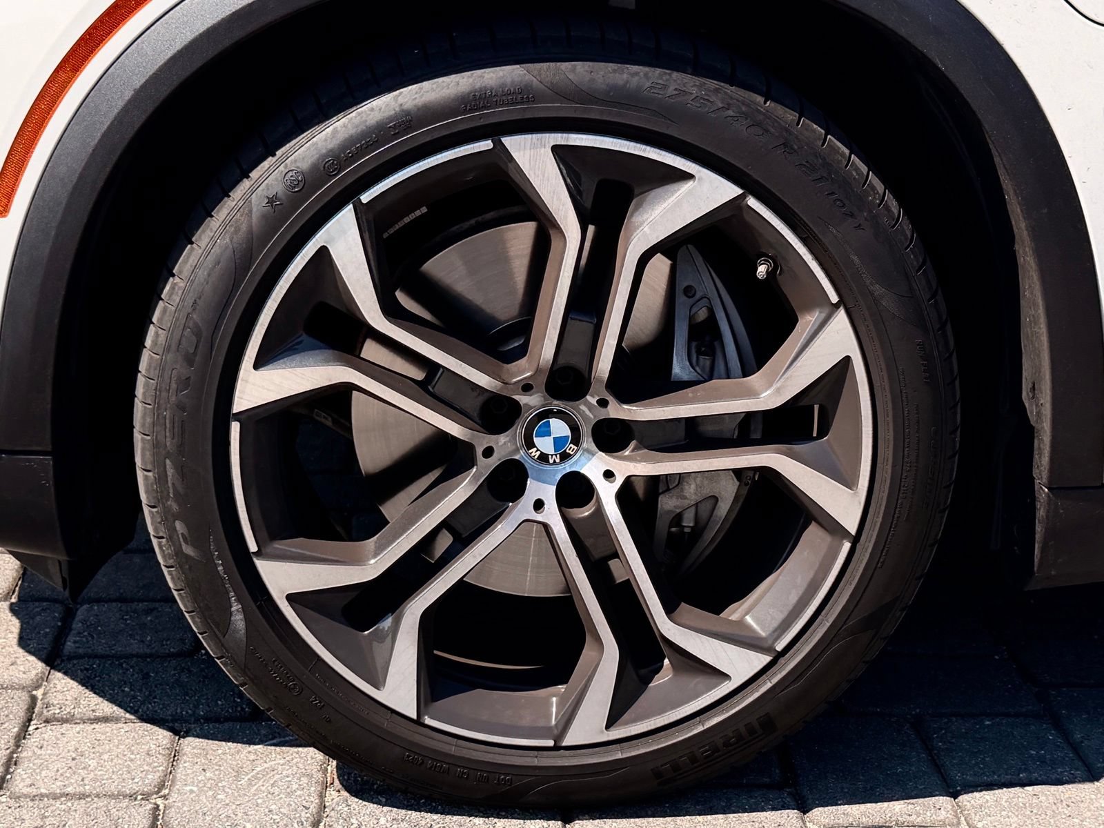 Used 2024 BMW X5 xDrive50e w/ Premium Package AWD/4WD image 13