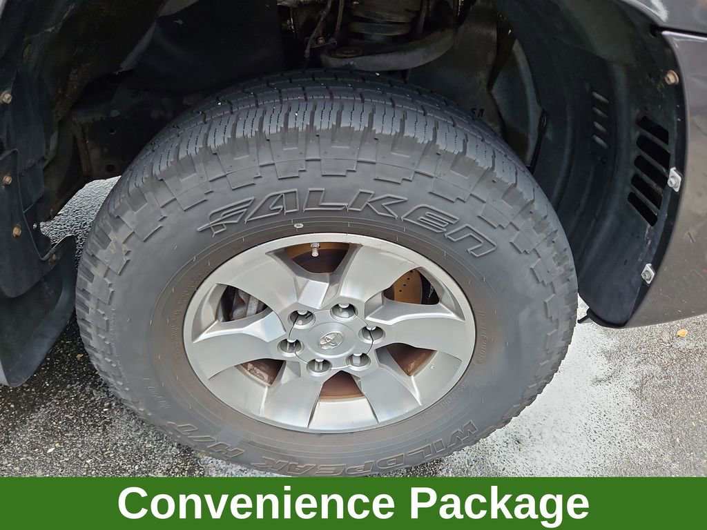 Used 2013 Toyota 4Runner SR5 w/ Convenience Pkg image 6