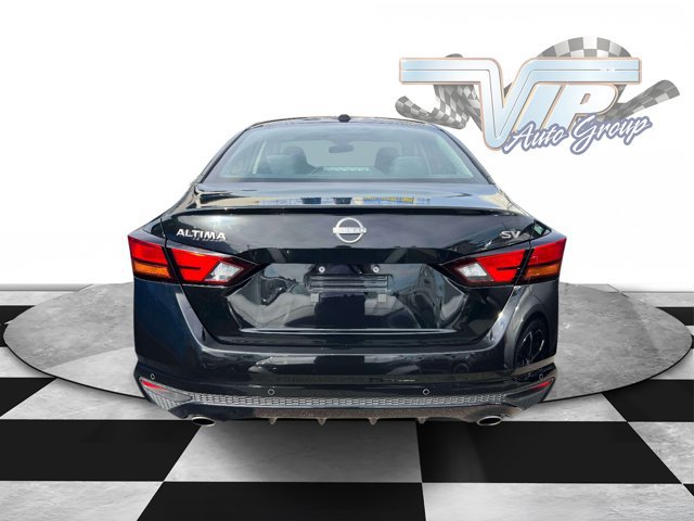 Used 2024 Nissan Altima 2.5 SV w/ SV Premium Package FWD image 5