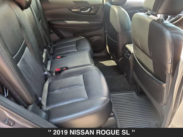 Used 2019 Nissan Rogue SL w/ Premium Package AWD/4WD image 32