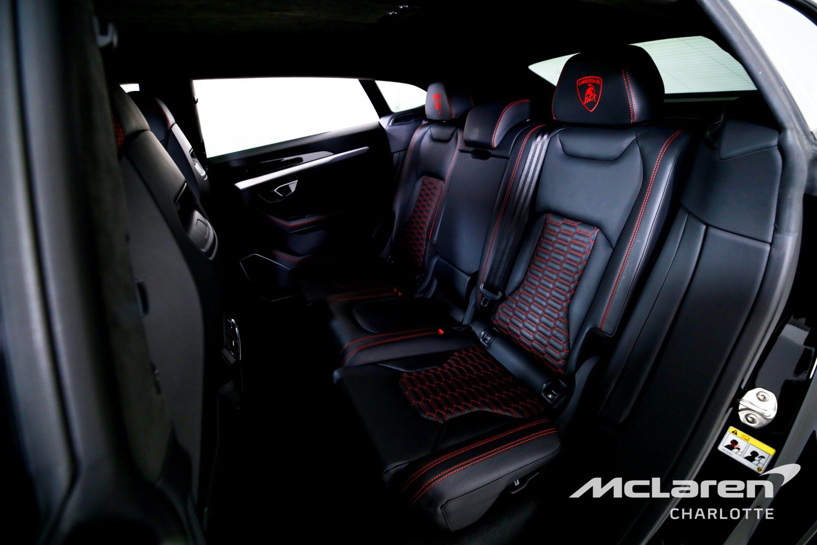 Used 2024 Lamborghini Urus S AWD/4WD image 17