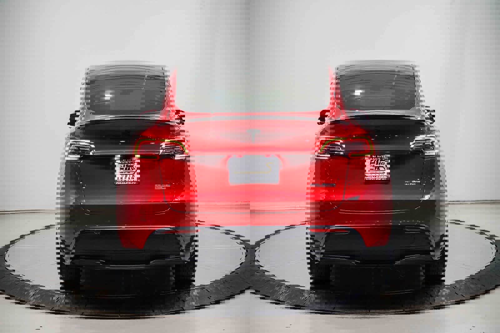 Used 2022 Tesla Model Y Performance image 3