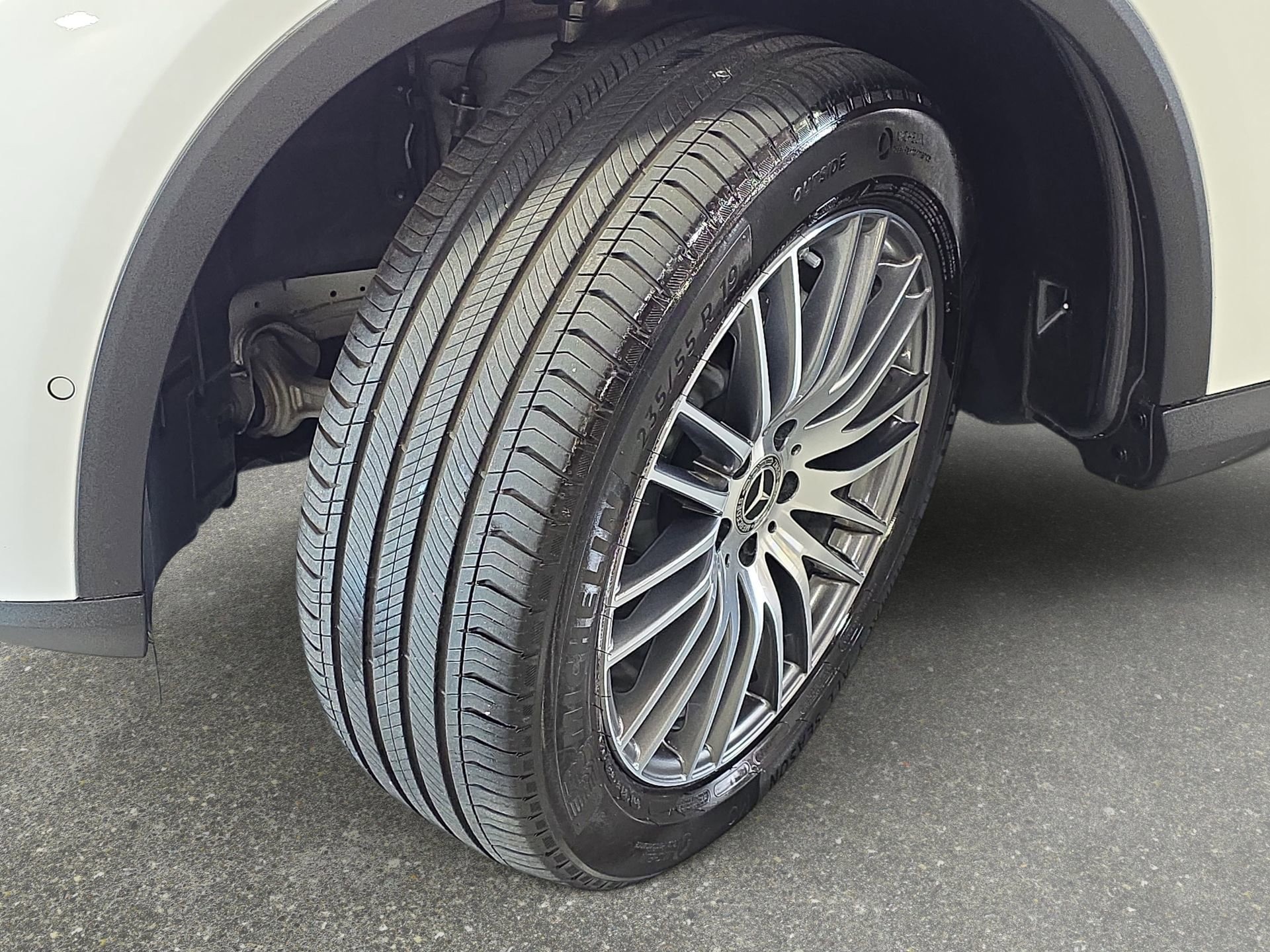 Certified 2025 Mercedes-Benz GLC 300 4MATIC image 31