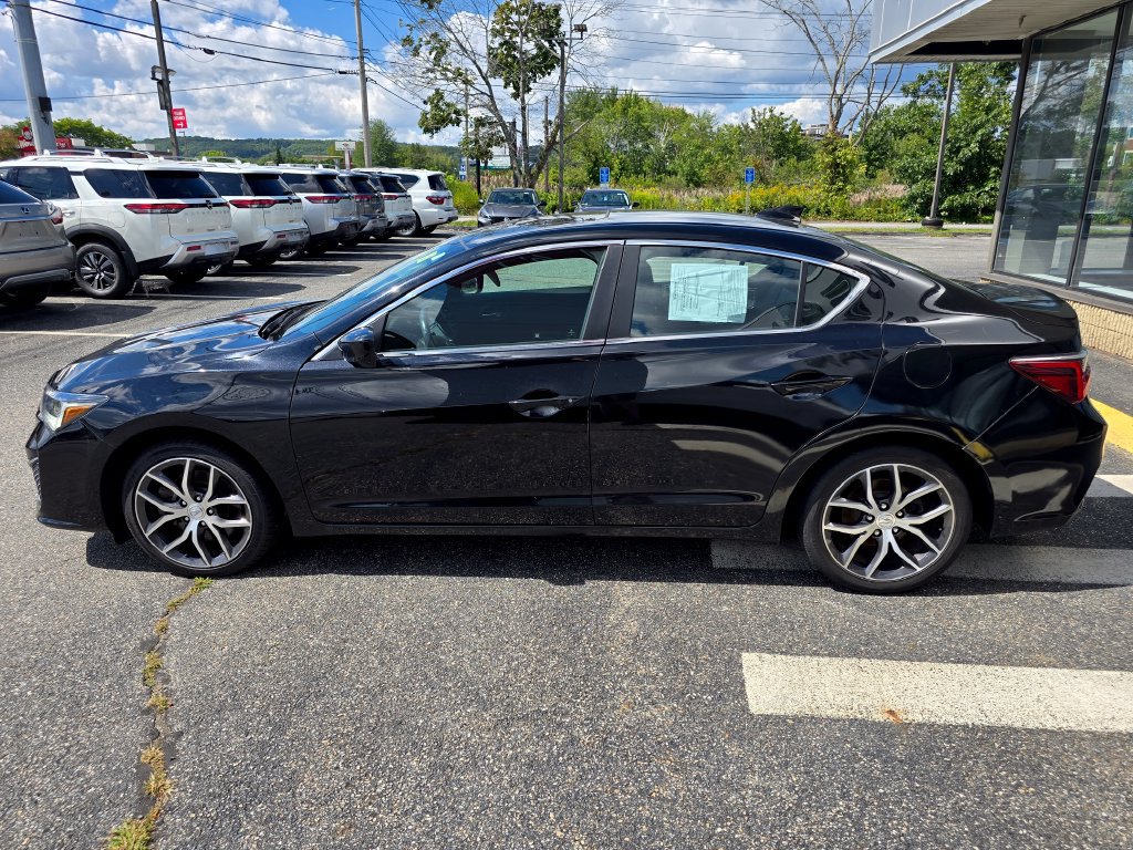 Used 2020 Acura ILX w/ Premium Package FWD image 8
