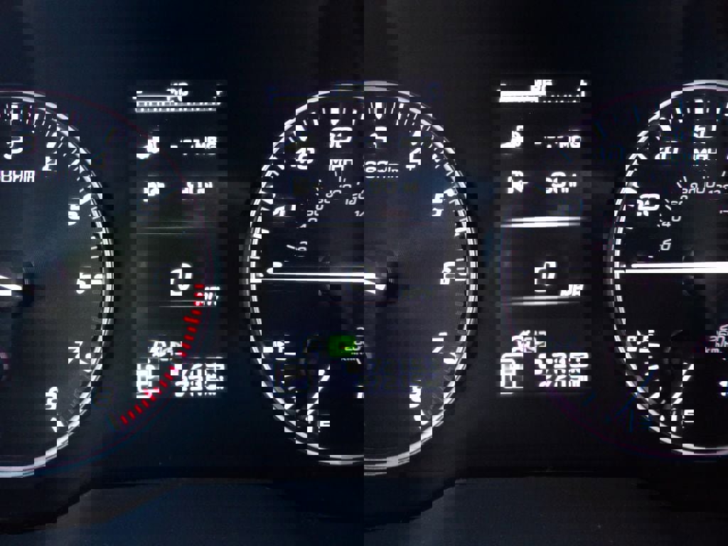 Used 2025 Subaru Outback Touring XT w/ Popular Package #2 image 21