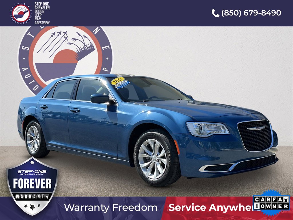 Certified 2022 Chrysler 300 Touring image 1