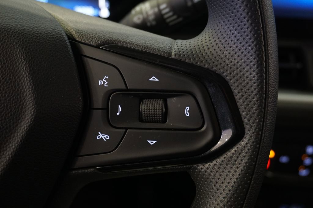 Certified 2025 Chevrolet TrailBlazer LS w/ LS Convenience Package image 21