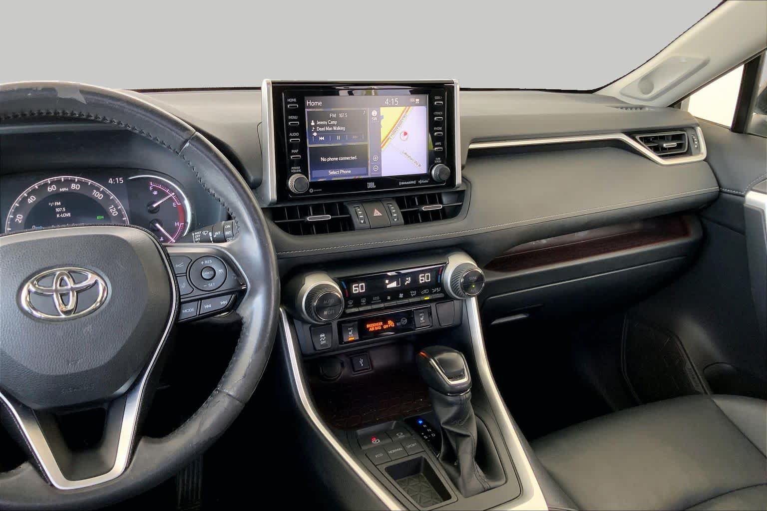 Used 2020 Toyota RAV4 Limited FWD image 7
