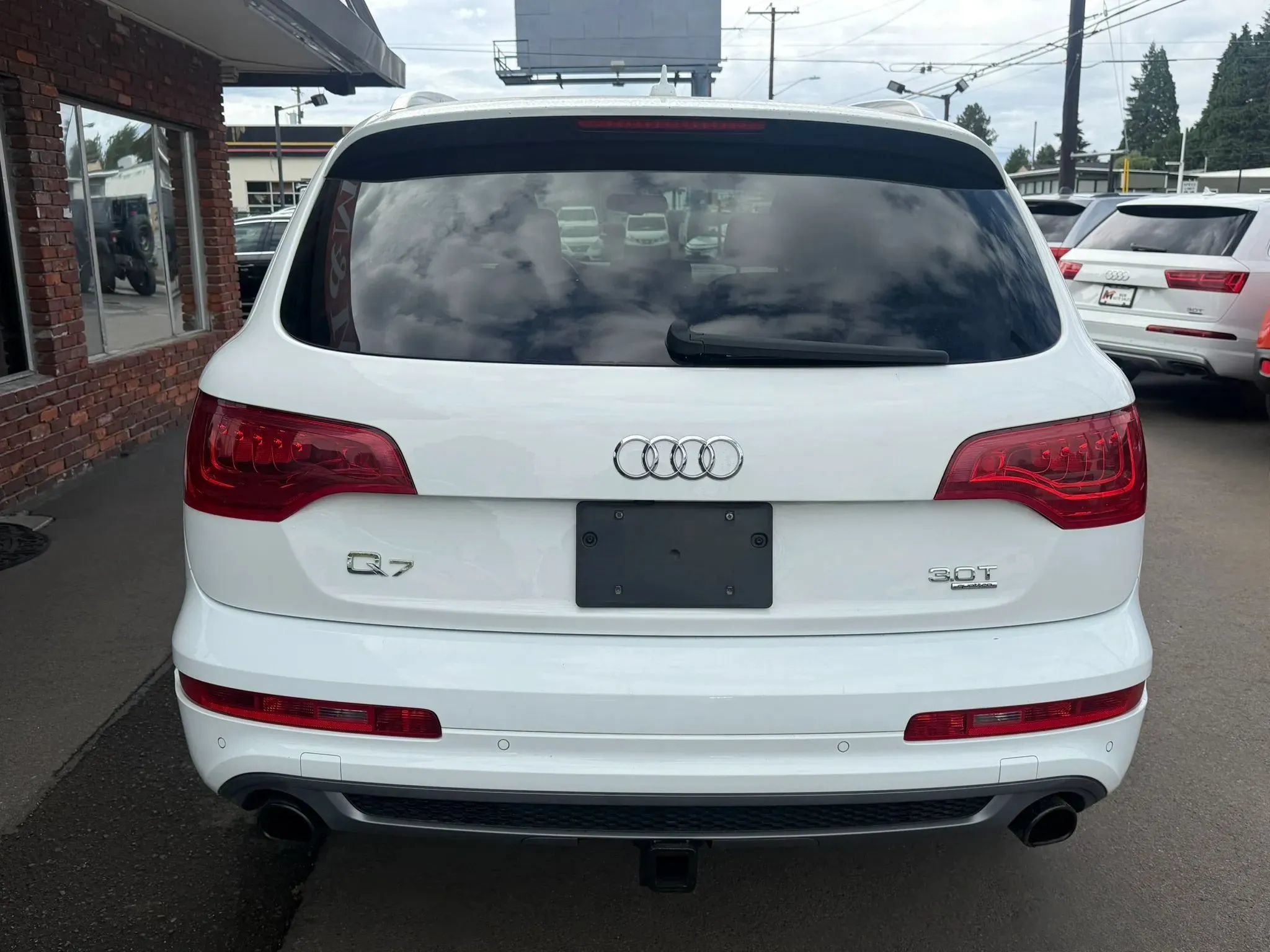 Used 2014 Audi Q7 3.0T S line Prestige w/ Towing Package AWD/4WD image 5