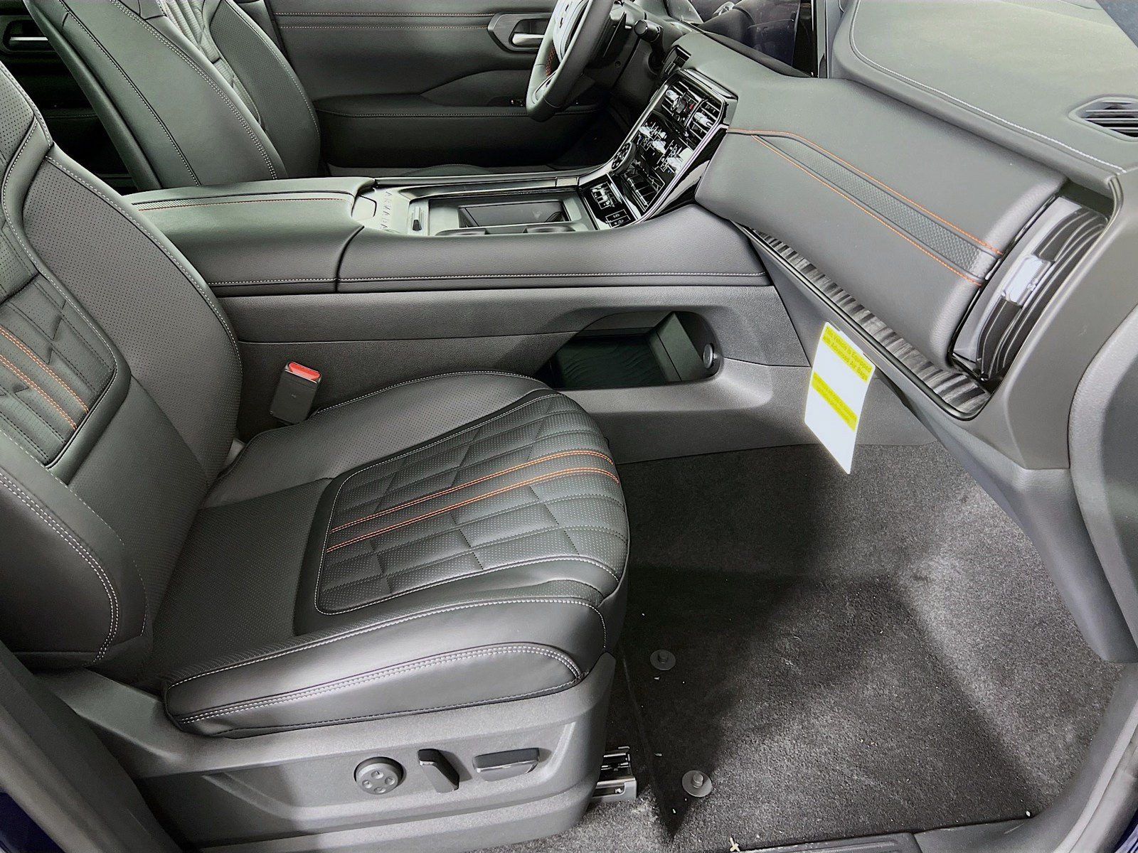 New 2026 Nissan Armada PRO-4X AWD/4WD image 24