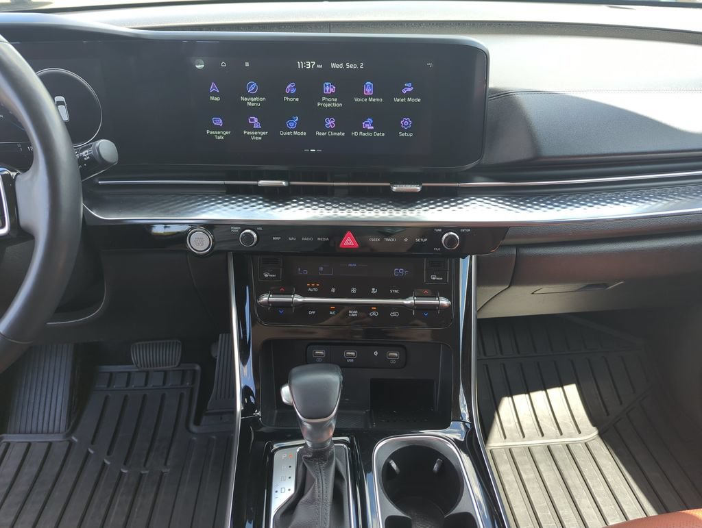 Used 2023 Kia Carnival SX Prestige FWD image 24