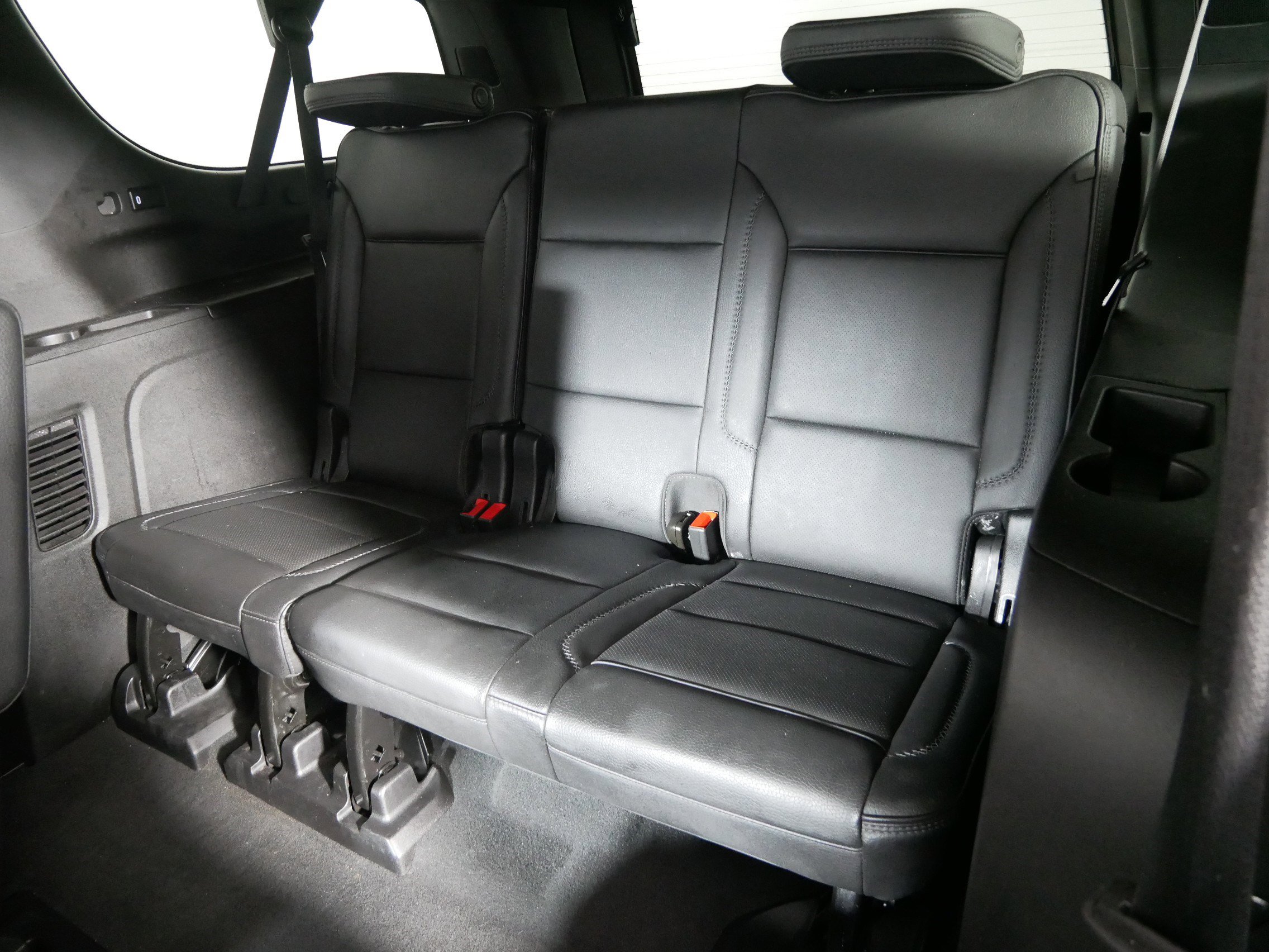 Used 2024 GMC Yukon XL Denali w/ Advanced Technology Package image 33