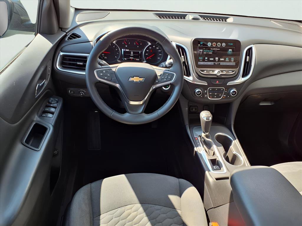 Used 2018 Chevrolet Equinox LT w/ Sun & Infotainment Package image 8