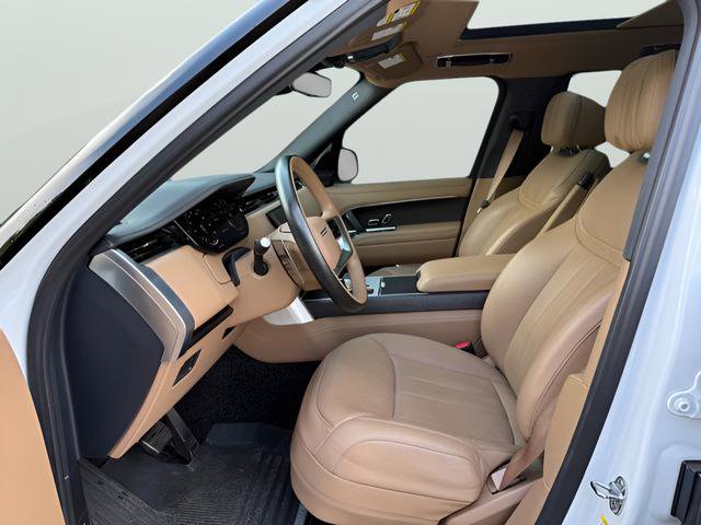 Certified 2025 Land Rover Range Rover SE AWD/4WD image 14