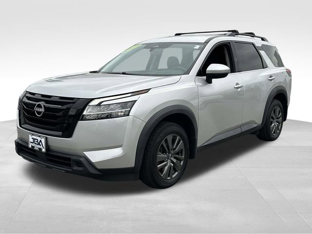 Used 2022 Nissan Pathfinder SV w/ SV Black Package image 26