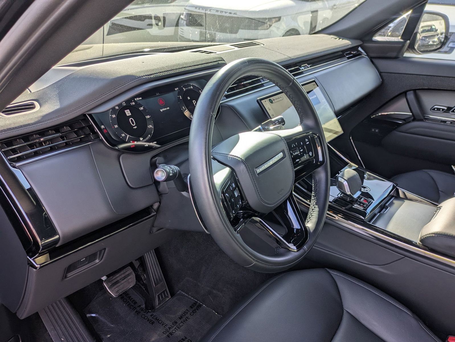 Used 2025 Land Rover Range Rover Sport Dynamic SE image 13