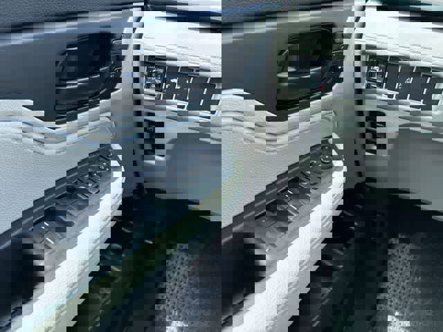 Certified 2026 Honda Odyssey EX-L image 40