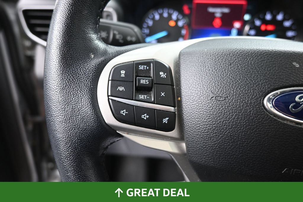 Used 2022 Ford Explorer Limited w/ Equipment Group 301A AWD/4WD image 37
