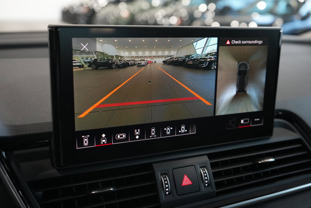 Used 2024 Audi Q5 e Premium Plus image 23