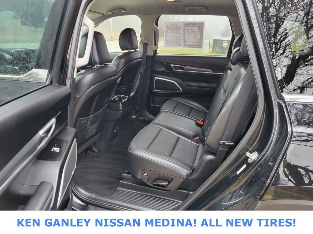 Used 2021 Kia Telluride LX image 38