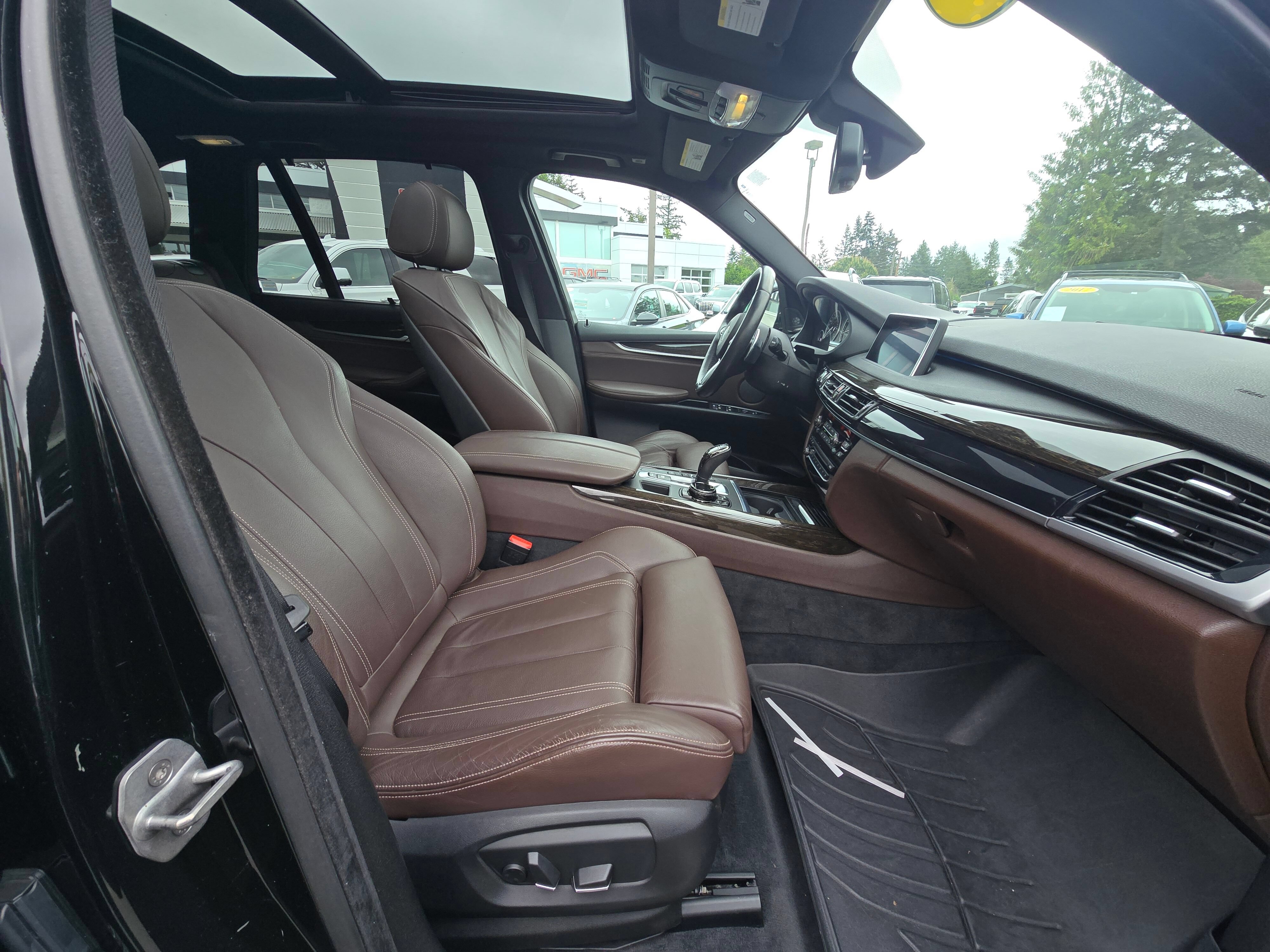 Used 2014 BMW X5 xDrive50i AWD/4WD image 11