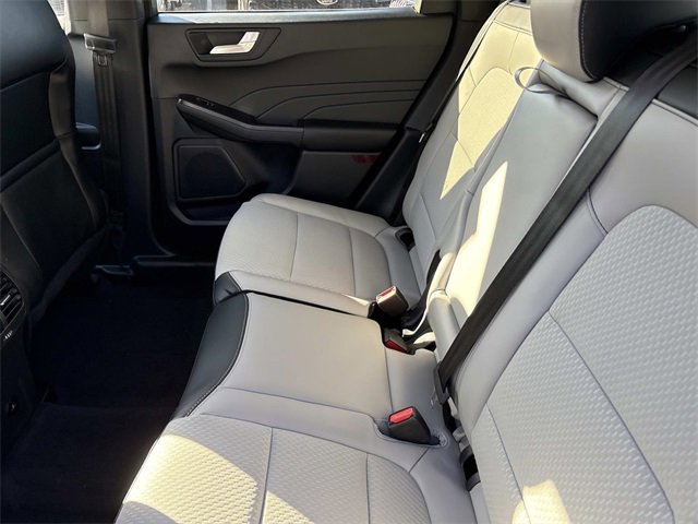 New 2026 Ford Escape SE image 18