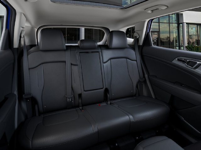 New 2026 Kia Sportage EX w/ EX Panorama Roof Package FWD image 17