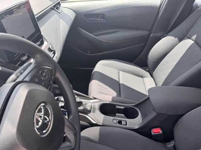 Used 2026 Toyota Corolla LE FWD image 10