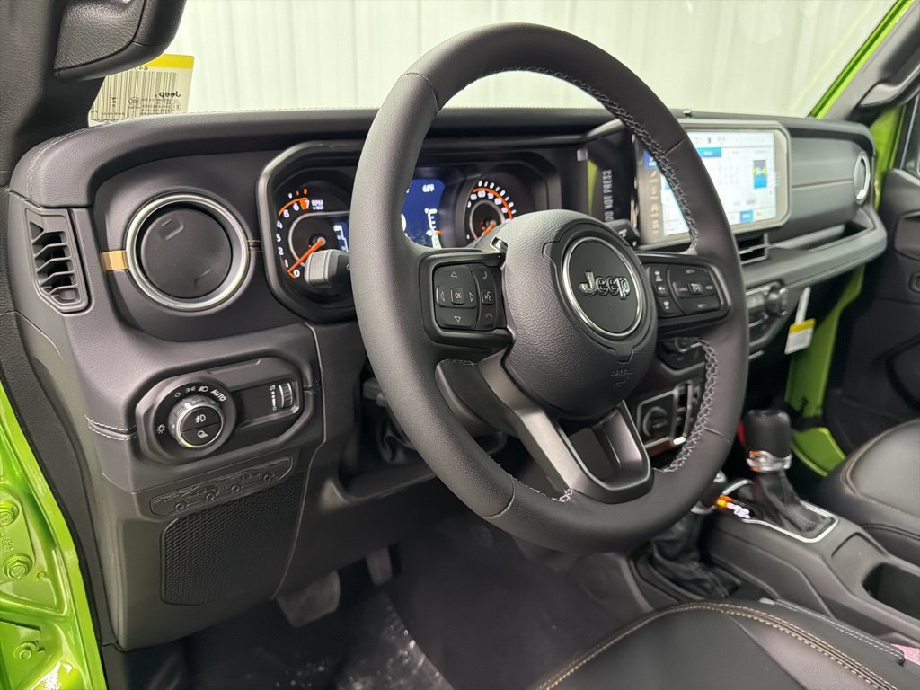New 2026 Jeep Gladiator Sport AWD/4WD image 15