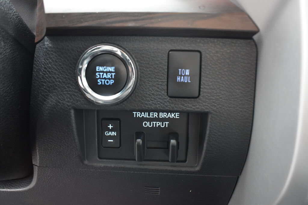 Certified 2020 Toyota Tundra Limited w/ Limited Premium Package AWD/4WD image 14